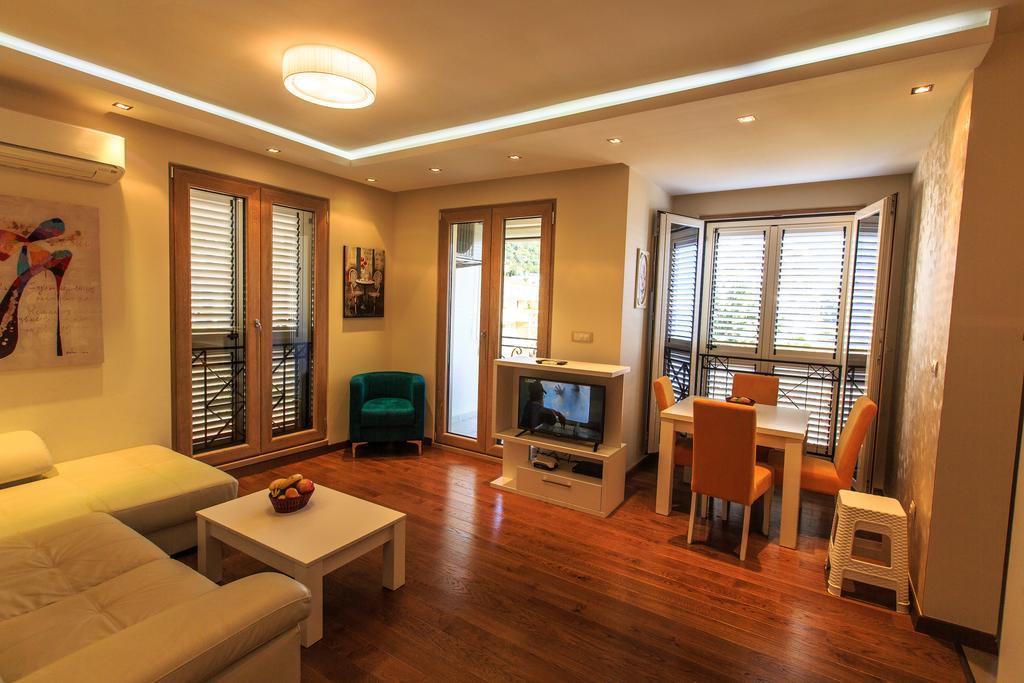 Luxbeachfront Daire Petrovac Dış mekan fotoğraf